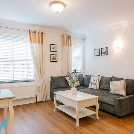 The Flat 2 By Sheryl - Stone Throw To Northampton Gen Hosp & Town Centre Lägenhet Exteriör bild